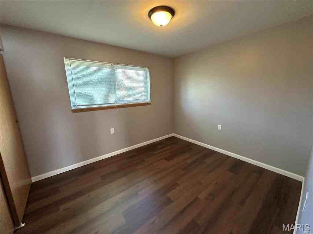 13 Bruce Dr #2 - Photo 4 of 6