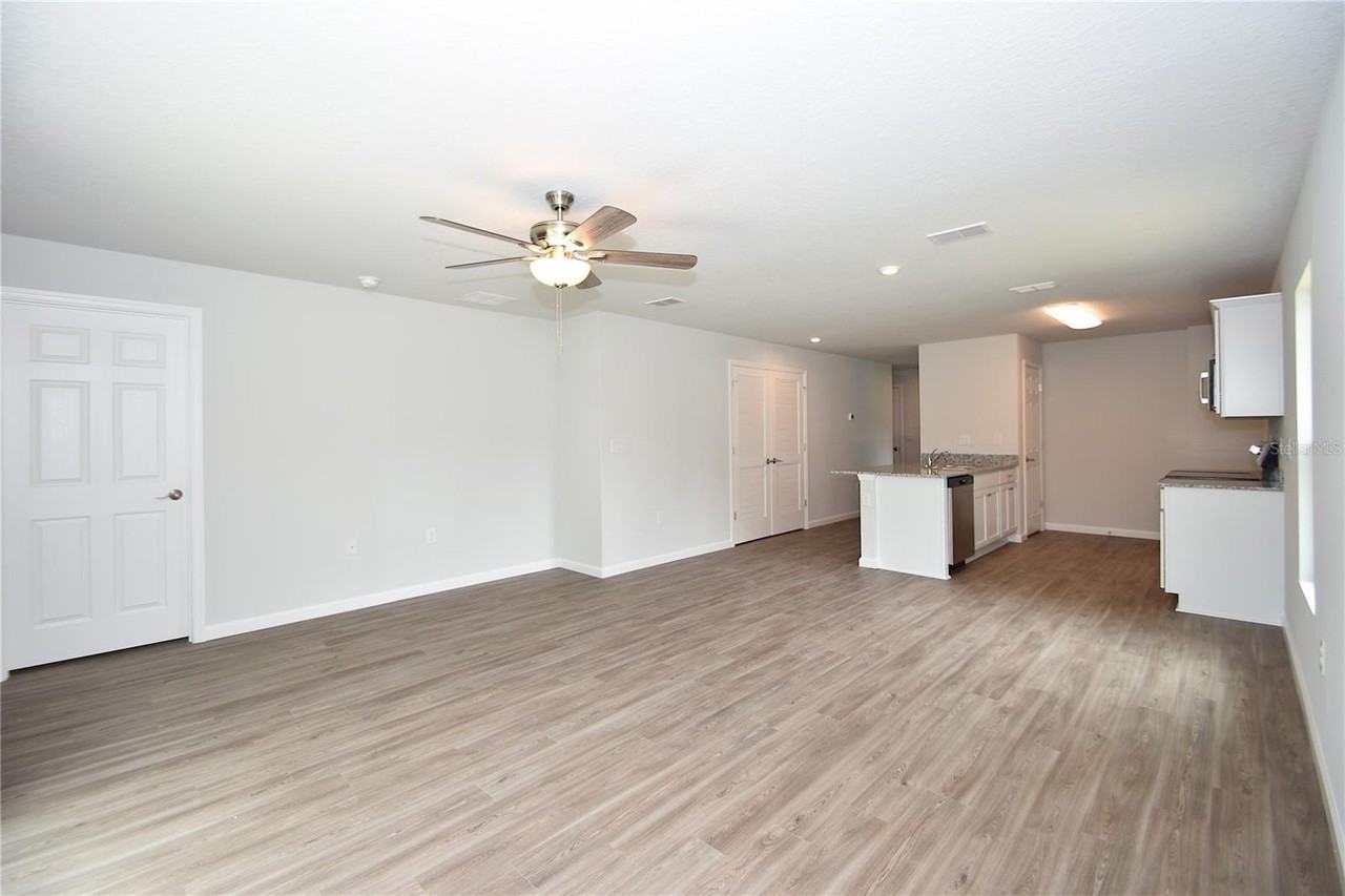 91 Pickering Dr - Photo 4 of 23