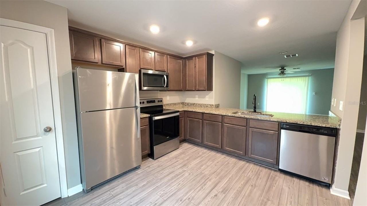 13 Poinfield Place - Photo 2 of 21