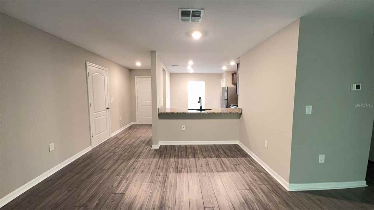 13 Poinfield Place - Photo 6 of 21