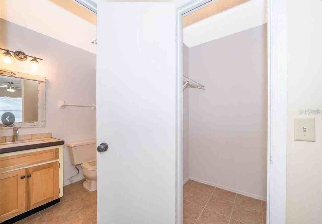 4261 Pershing Pointe Pl #2 - Photo 7 of 26