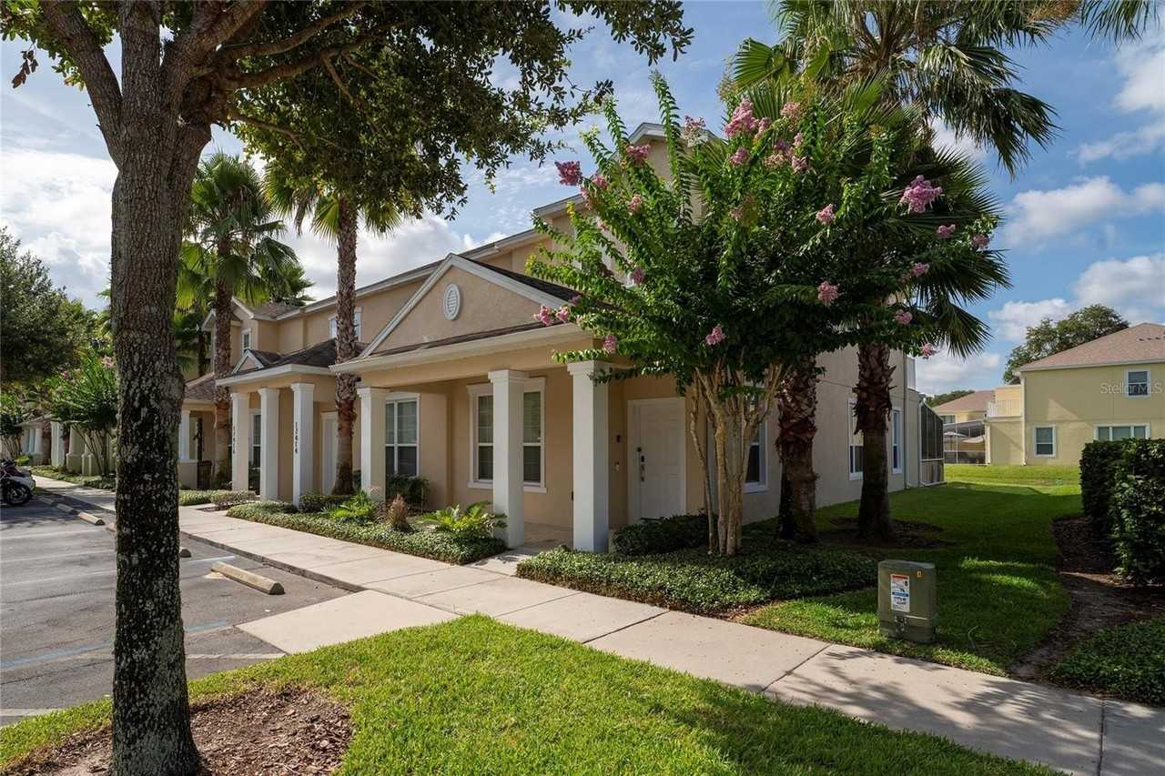 17412 Placidity Ave - Photo 4 of 50