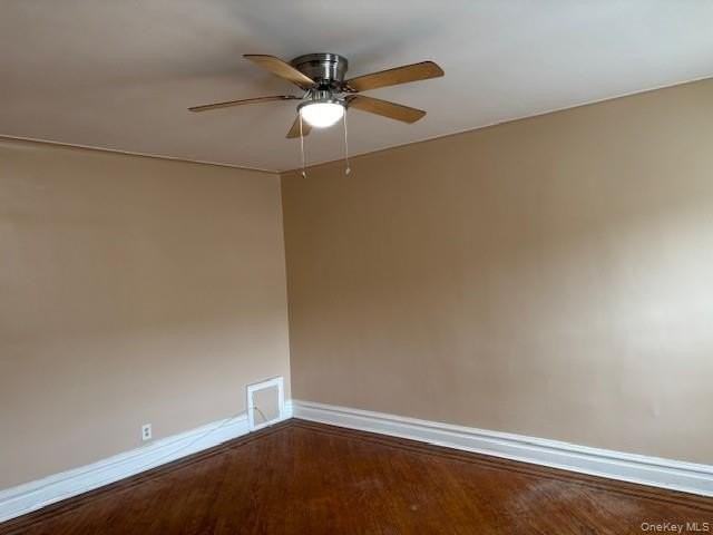 688 E 43rd St #2ndFL - Photo 3 of 11