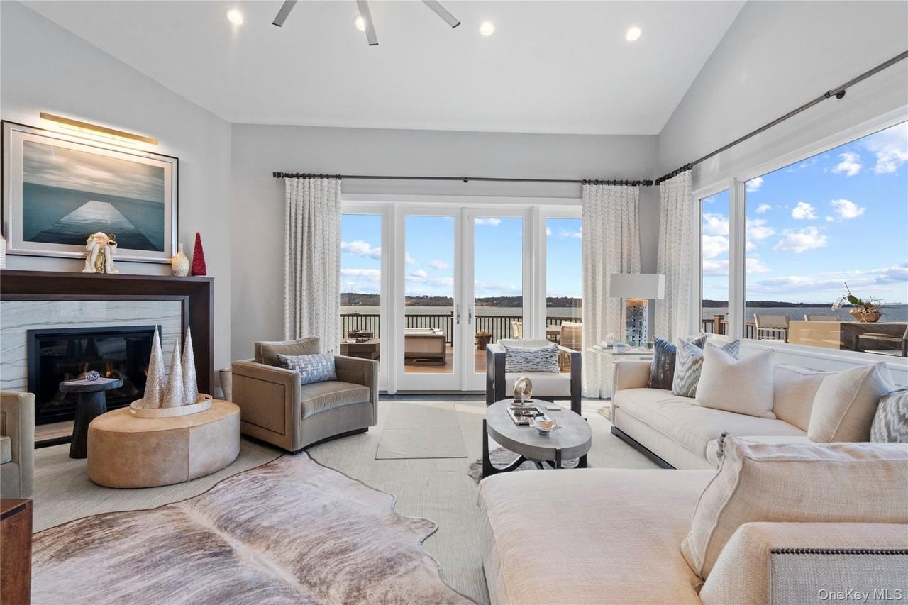 18 Bluff Rd - Photo 3 of 49