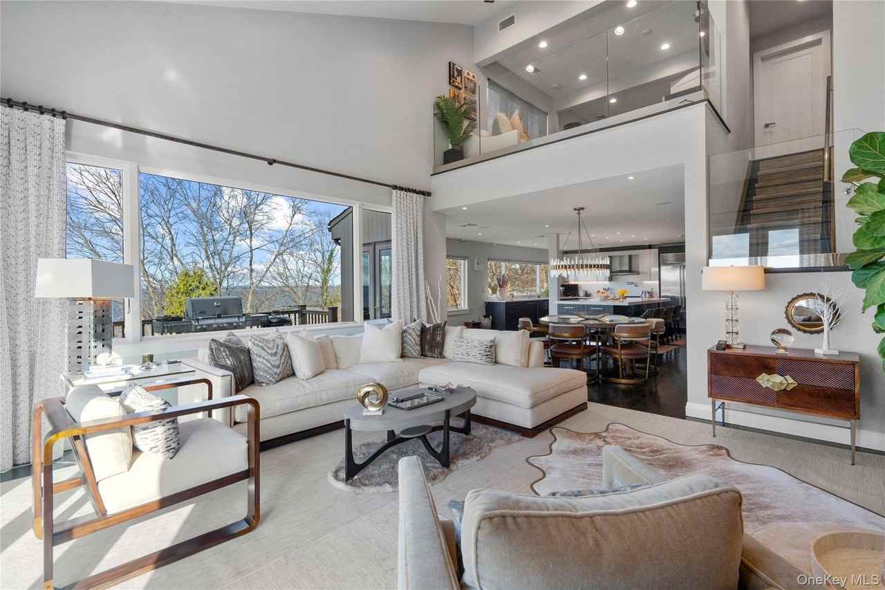 18 Bluff Rd - Photo 4 of 49