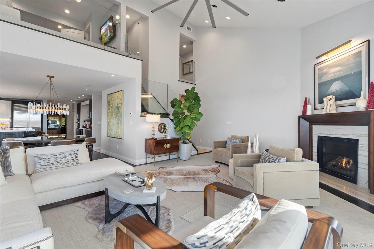 18 Bluff Rd - Photo 7 of 49