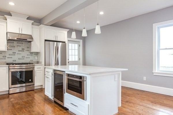 7 Lorenzo Street - Photo 3 of 30