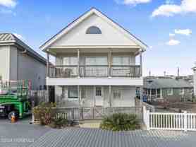 255 Boardwalk - Photo 1 of 1