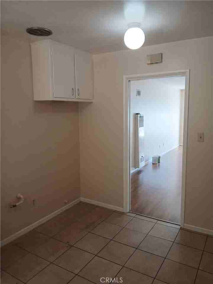 10031 Wiley Burke Ave - Photo 6 of 11