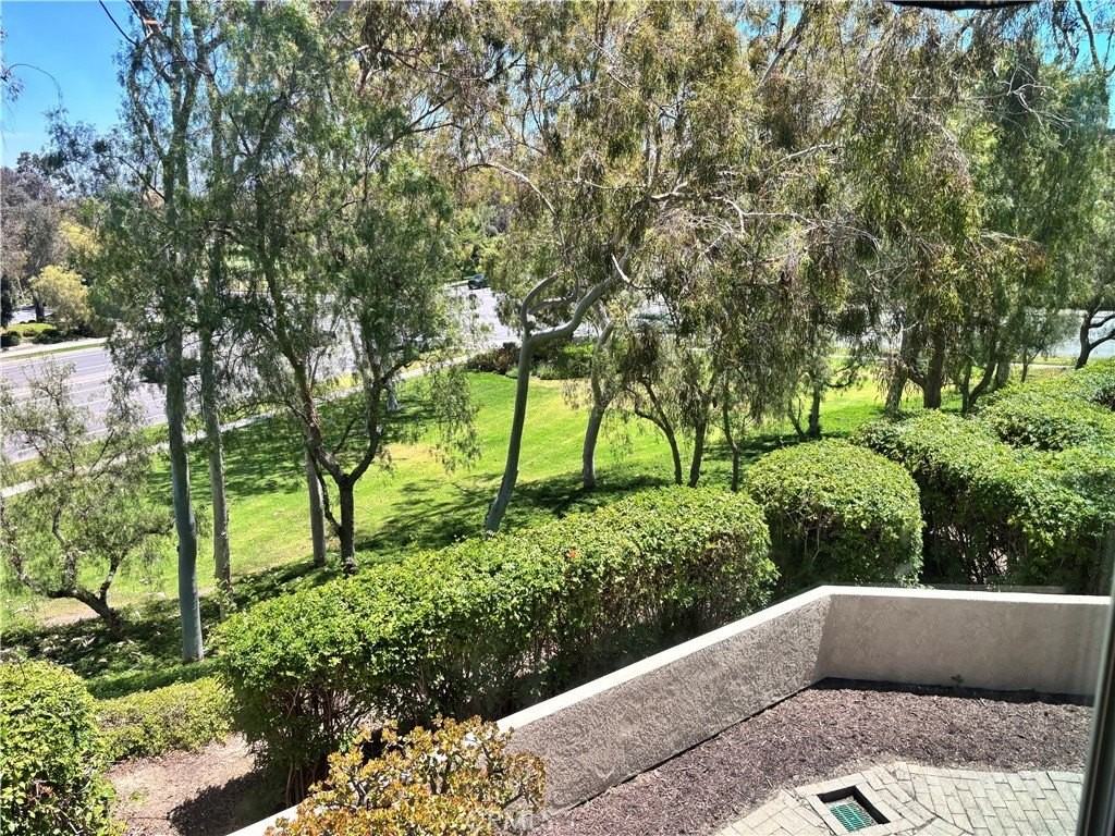 81 Stanford Ct #67 - Photo 6 of 30