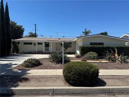 featured image of 2437 Fordham Dr