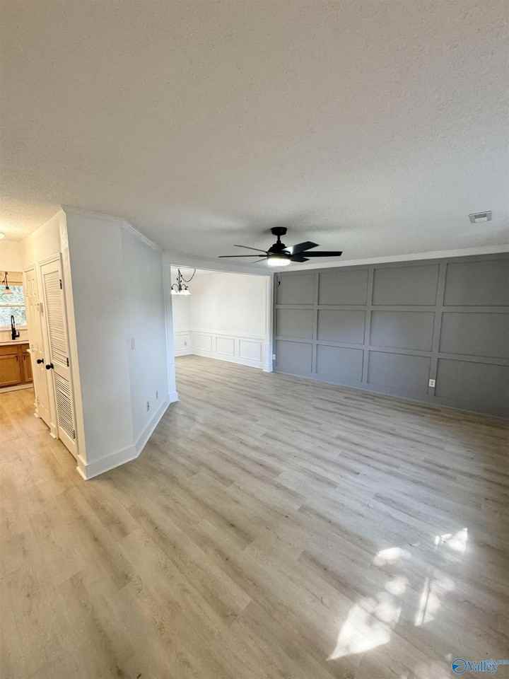 395 Oakland Rd - Photo 4 of 19