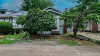 1126 18th St Ne - Photo 1 of 1