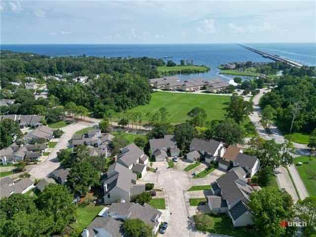 10 Caribbean Court #10 - Photo 4 of 19