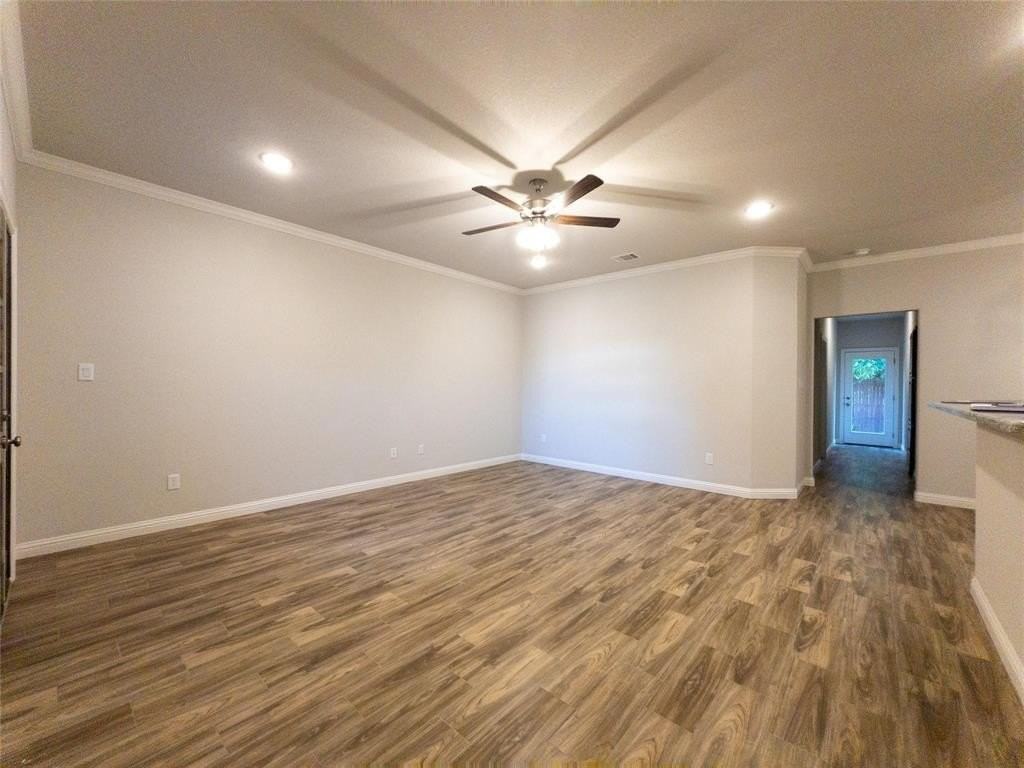 245 Honor Code Pl - Photo 2 of 16