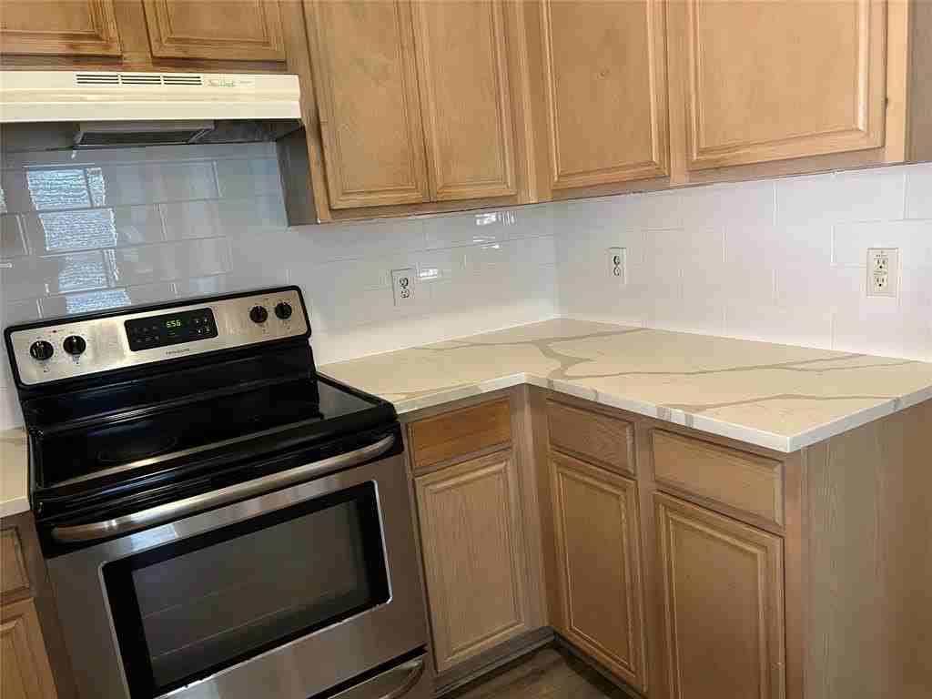 3233 Ingram Rd - Photo 6 of 21