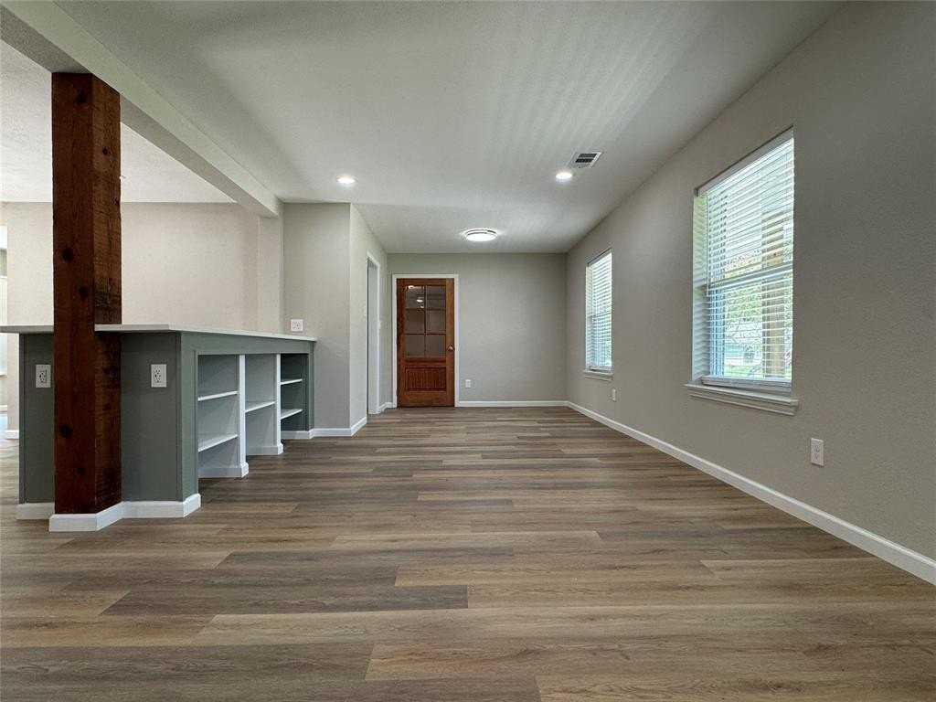 622 Mink Dr - Photo 3 of 22