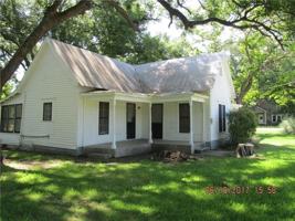 featured image of 131 N 2nd St