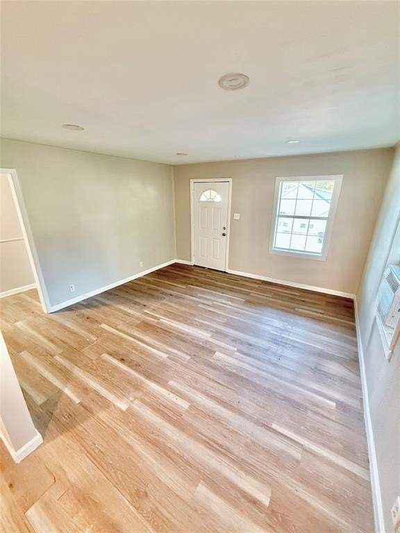 428 E Elm St - Photo 2 of 18