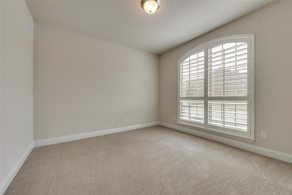 5101 Del Molin Ave - Photo 7 of 21