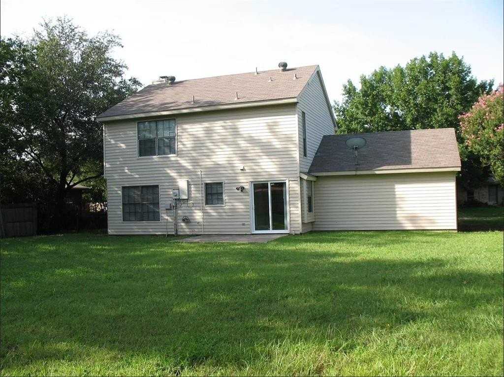 3913 Wrenwood Dr - Photo 2 of 14