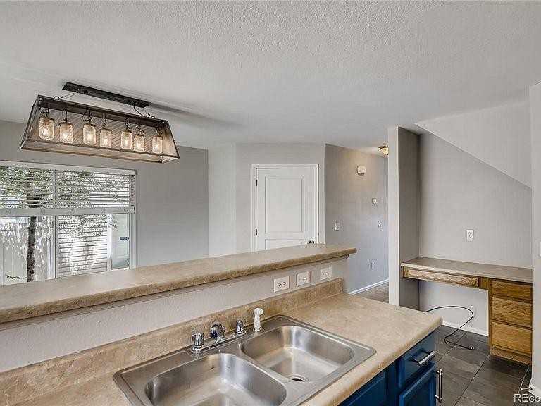 Hobkirks Pt - Photo 2 of 5