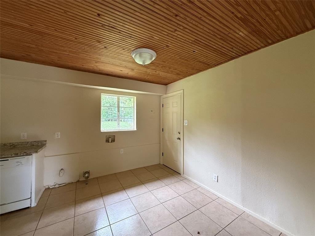 4748 S Ridge Ter - Photo 5 of 15