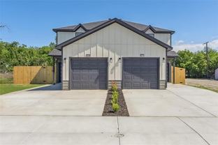8005 W Elizabeth Ln - Photo 1 of 1