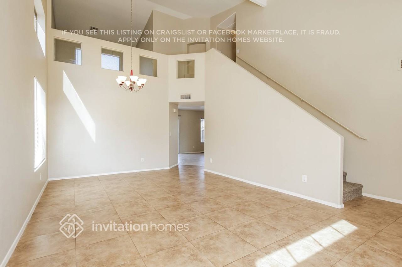 9318 N 85th Dr - Photo 4 of 19