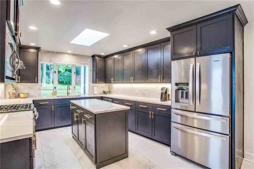 4804 Alan Dale Ln - Photo 5 of 30