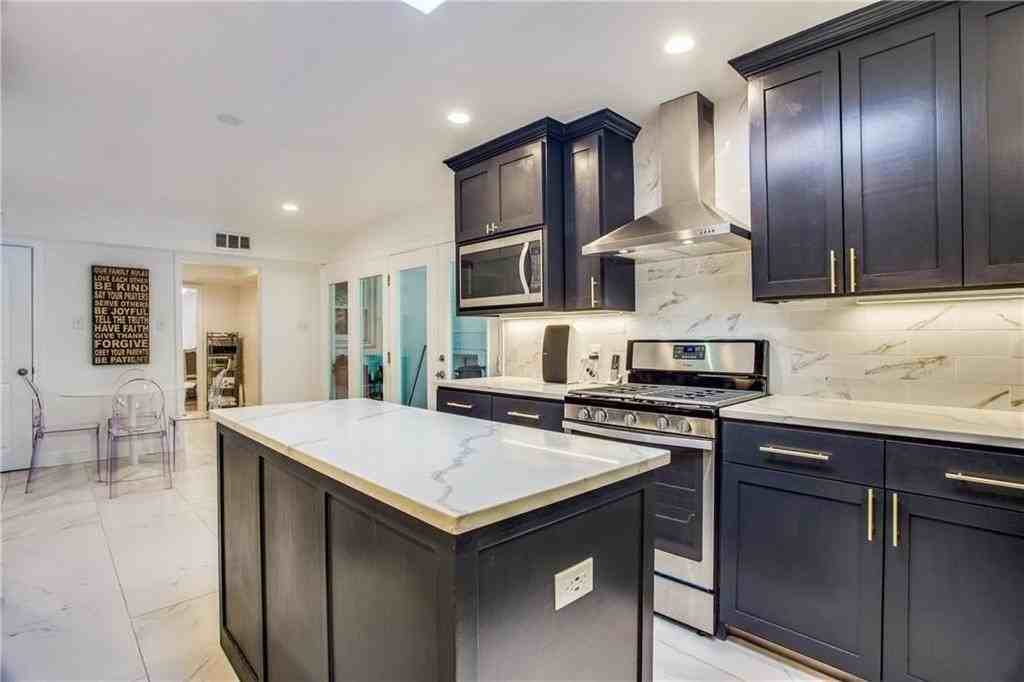 4804 Alan Dale Ln - Photo 7 of 30