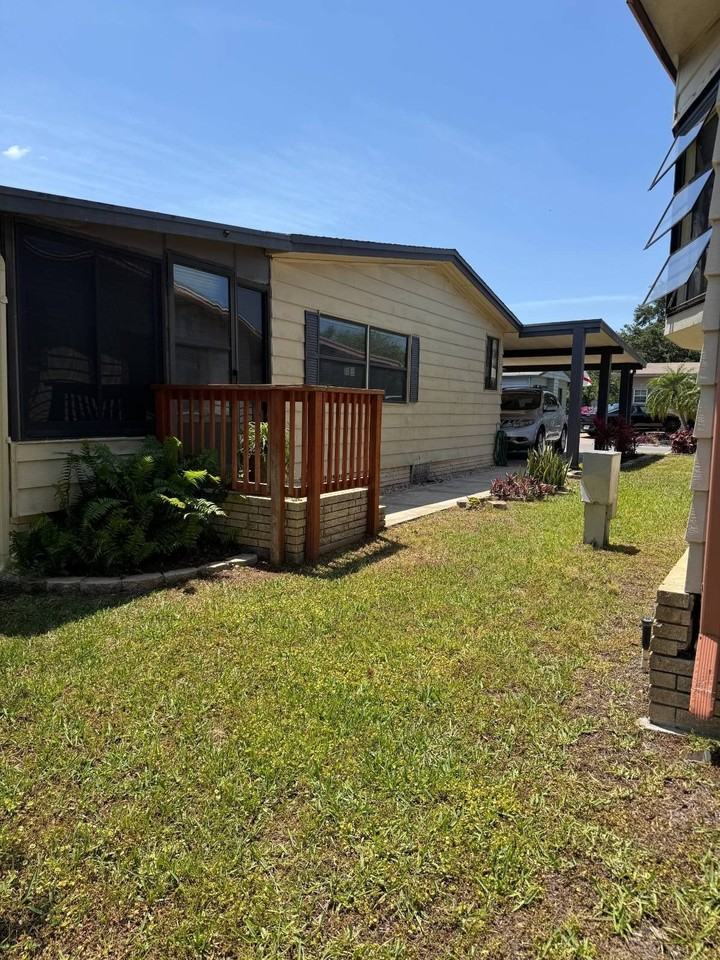 290 Country Club Drive - Photo 6 of 36