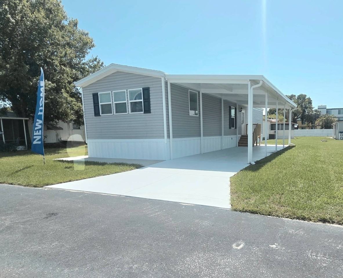 603 63rd Ave W - Photo 4 of 46