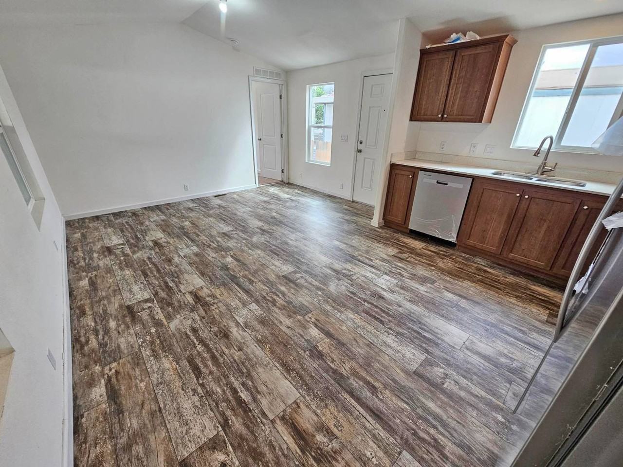 1339 Elizabeth St #90 - Photo 4 of 10