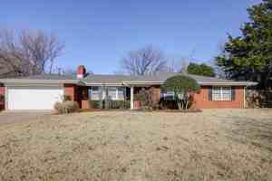 featured image of 805 Willow Ln