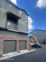 featured image of 1070 Stratus Way