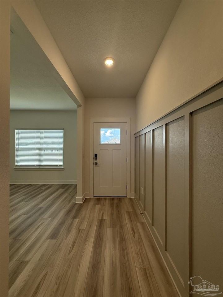 5709 Friesian Dr - Photo 2 of 43