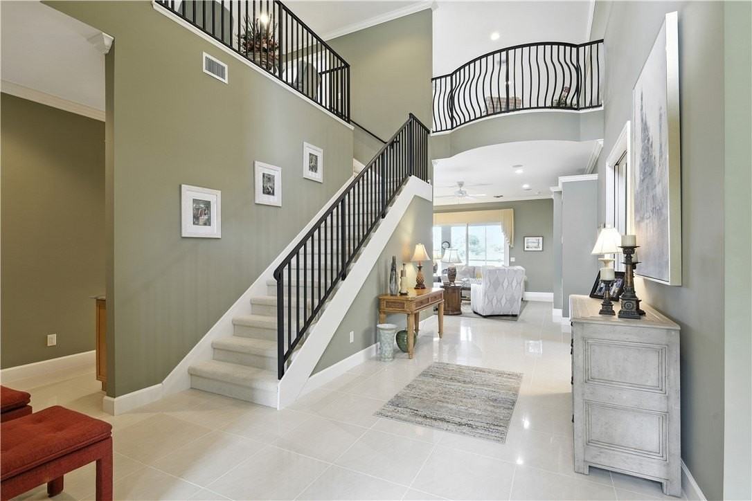 620 Bridgewater Ln Sw - Photo 4 of 31