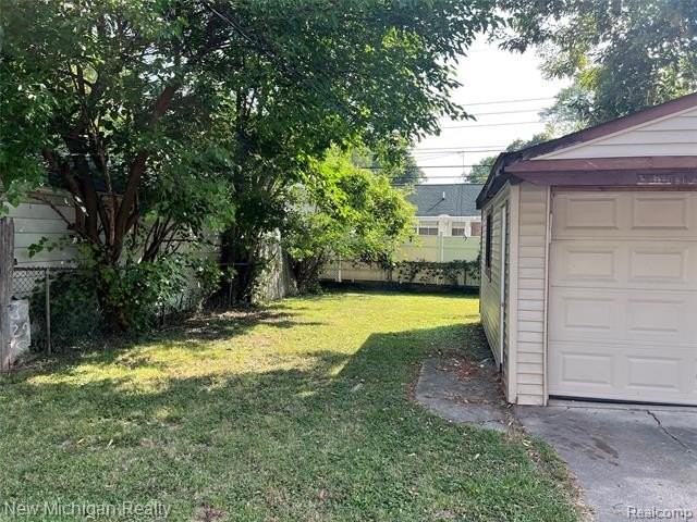 5709 Weddell St - Photo 4 of 17