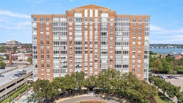 250 E Harbortown Dr #102 - Photo 2 of 42