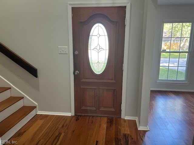 957 Banyan Dr - Photo 2 of 18