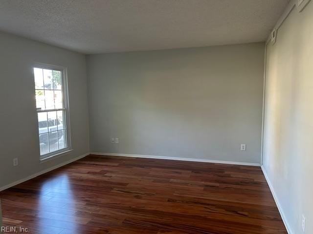 957 Banyan Dr - Photo 5 of 18