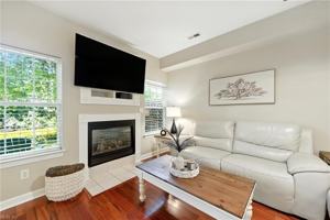 featured image of 1334 Linkhorn Cir