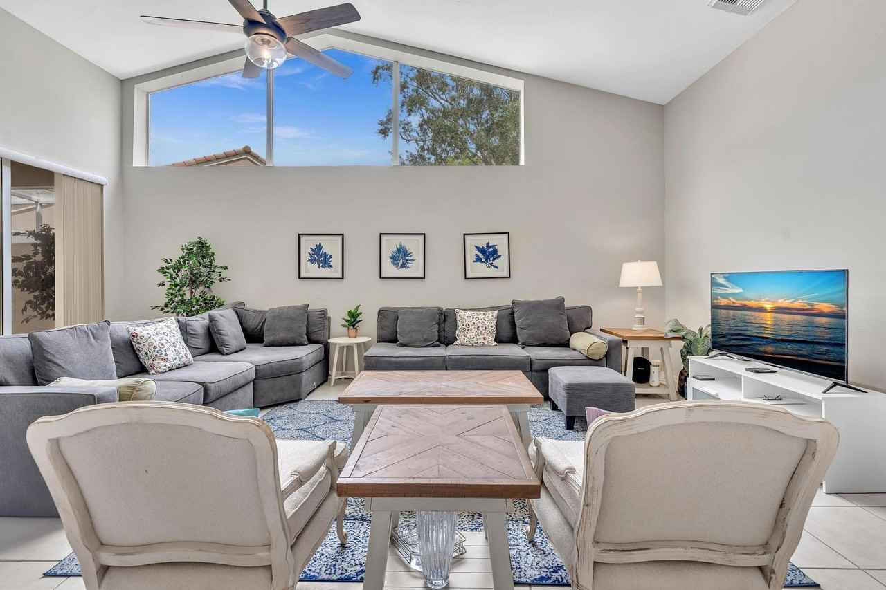 1904 Rosewood Way - Photo 6 of 23