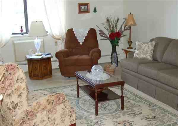 Longfellow Towers - Photo 3 of 7