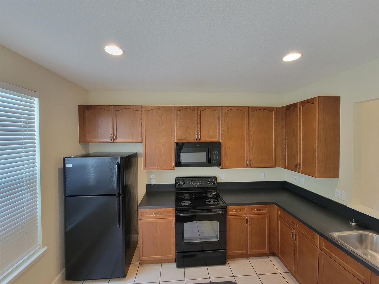 4247 Raleigh Way - Photo 6 of 20