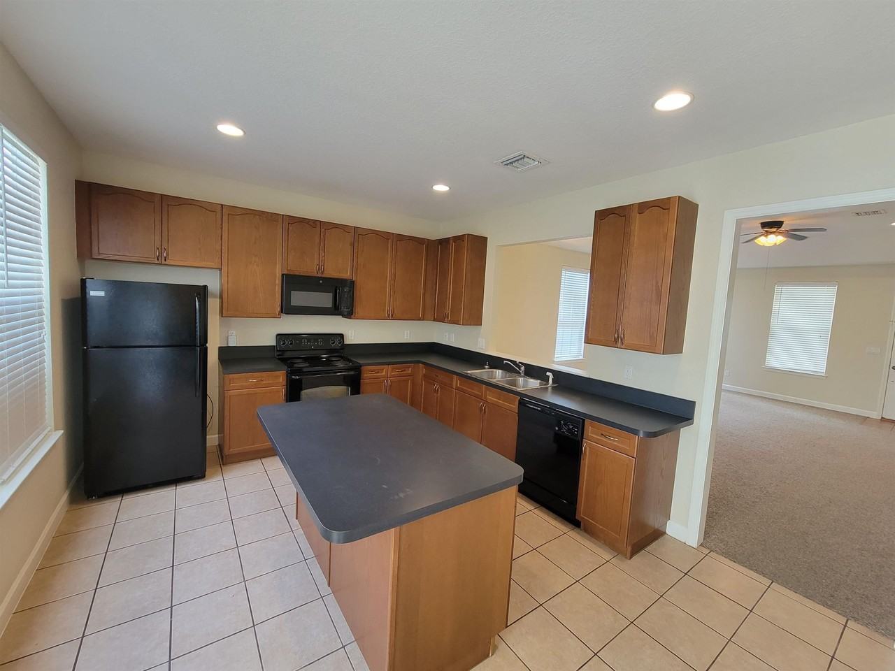 4247 Raleigh Way - Photo 7 of 20