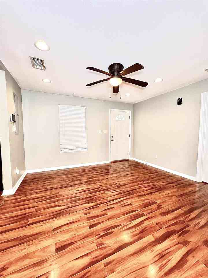 822 California St - Photo 3 of 17