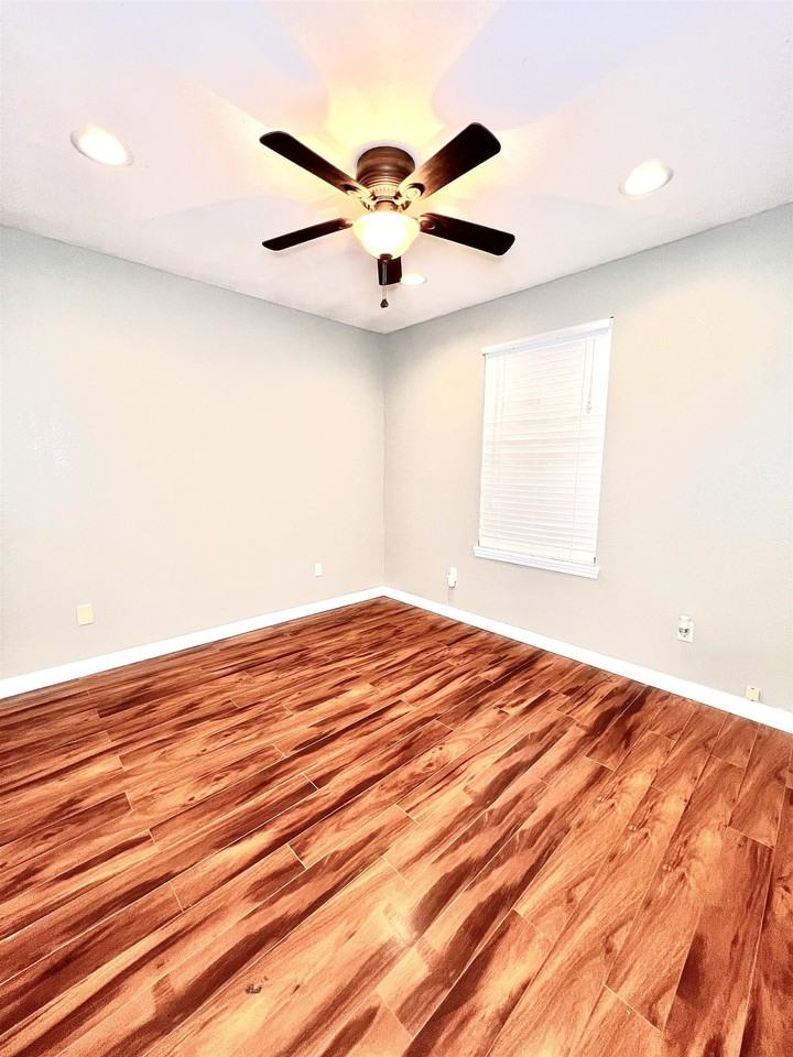 822 California St - Photo 7 of 17