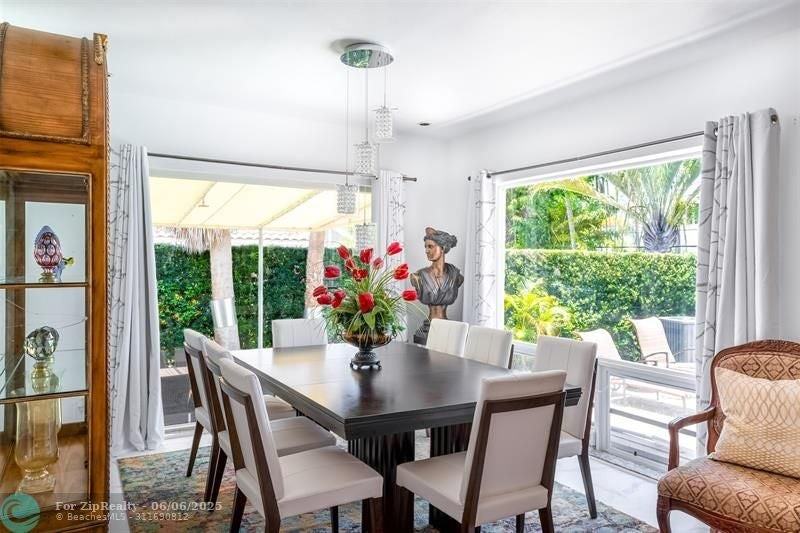 600 Middle River Dr - Photo 6 of 29